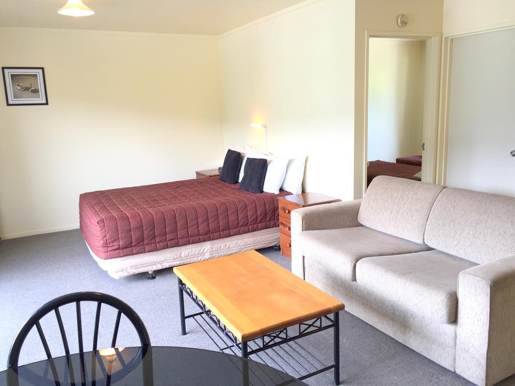Wanaka Heights Motel Экстерьер фото