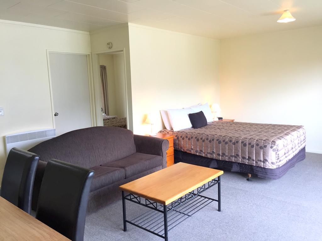Wanaka Heights Motel Экстерьер фото