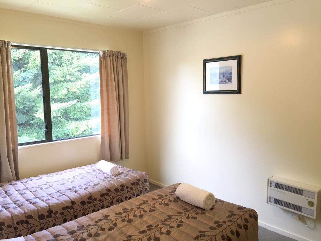 Wanaka Heights Motel Экстерьер фото