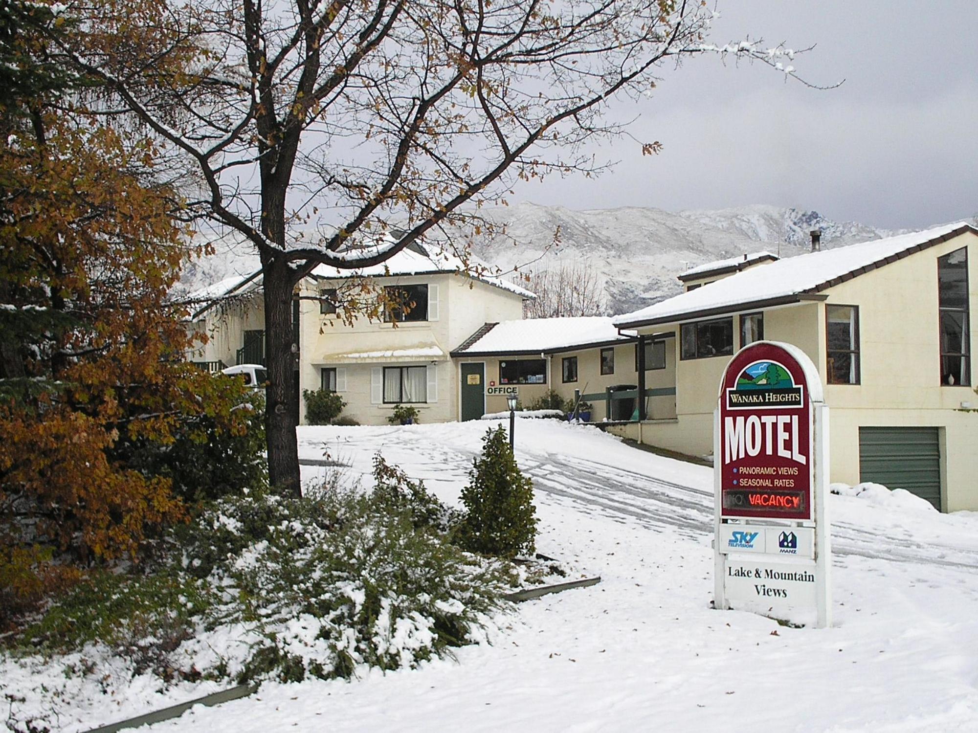 Wanaka Heights Motel Экстерьер фото