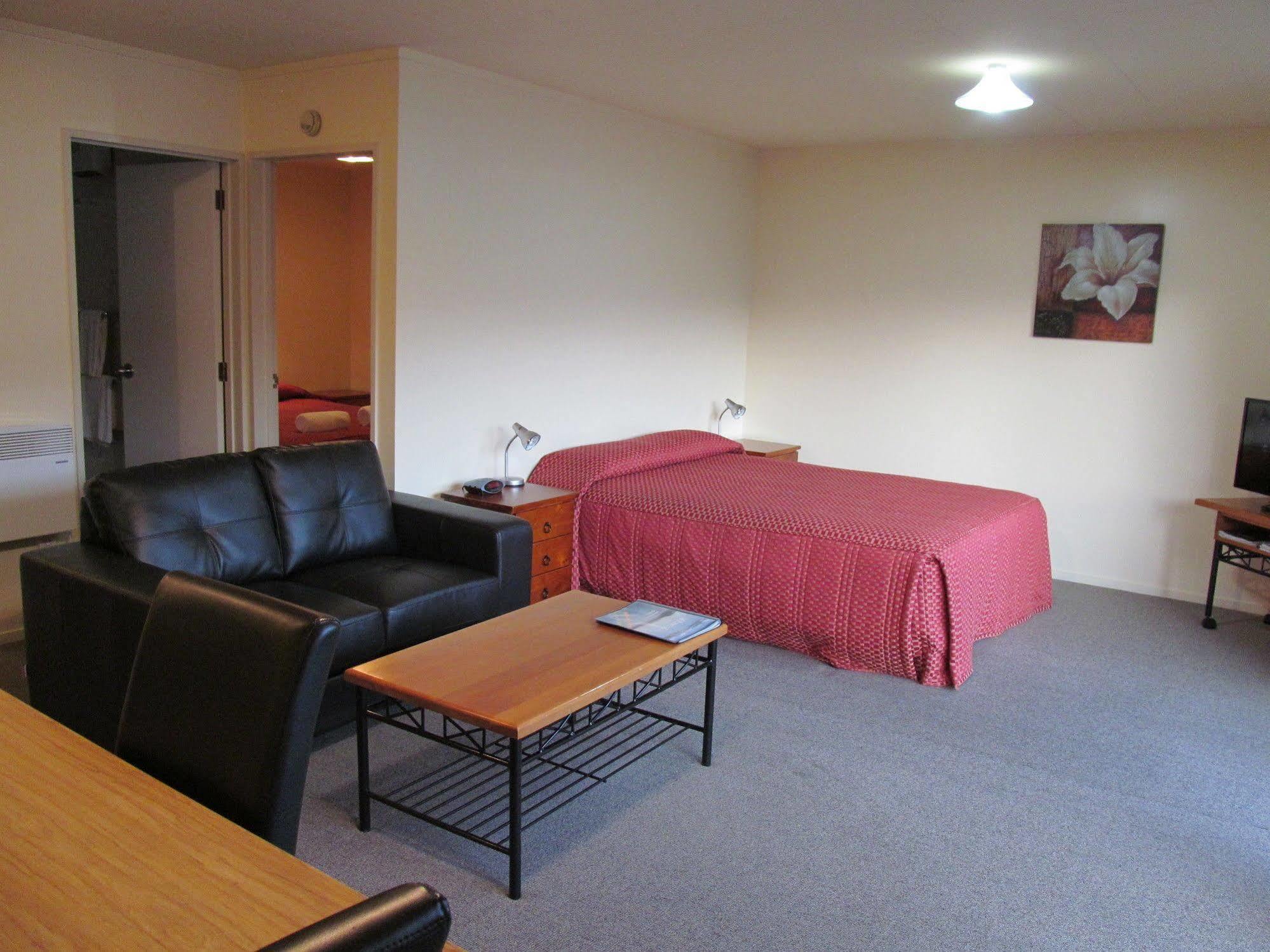Wanaka Heights Motel Экстерьер фото