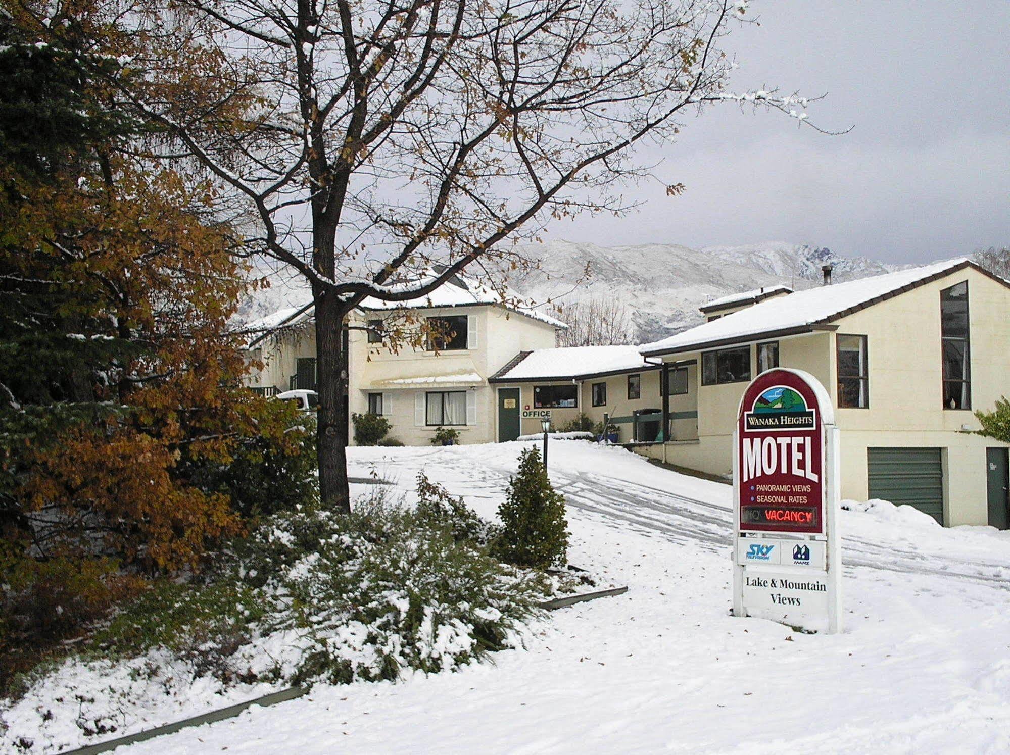 Wanaka Heights Motel Экстерьер фото